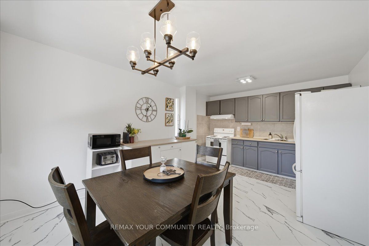 23 Brookwell Drive 3, Toronto, ON M3M 2X9 photo 5