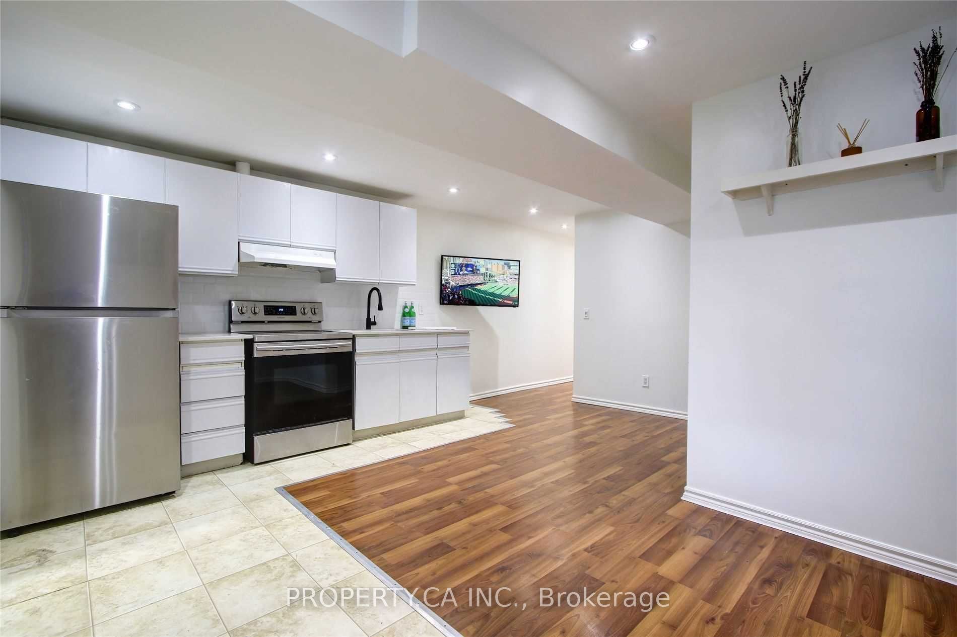 1012 Ossington Avenue Lower, Toronto, ON M6G 3V6 photo 5