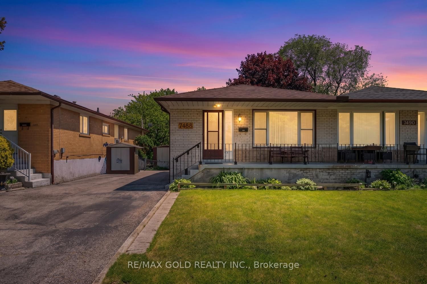 7488 Discus Crescent, Mississauga, ON L4T 2V3