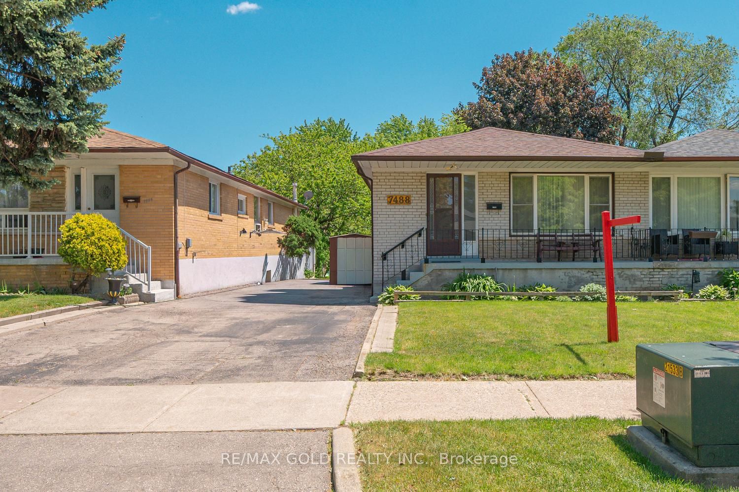 7488 Discus Crescent, Mississauga, ON L4T 2V3 photo 5