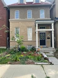 15 Hackett Avenue, Toronto, ON M3J 0C7