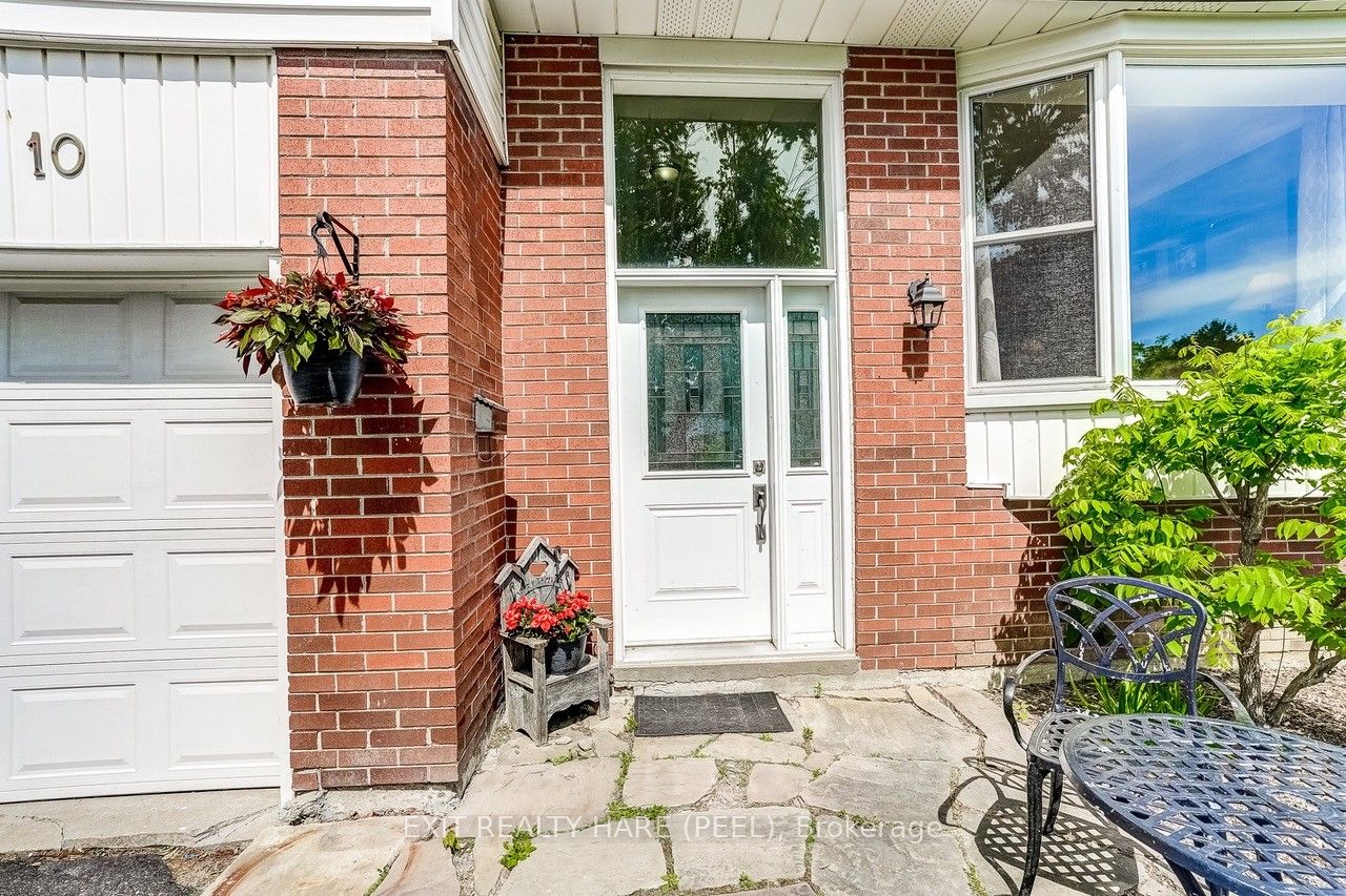 10 Duncannon Crescent, Brampton, ON L6T 3G1 photo 4