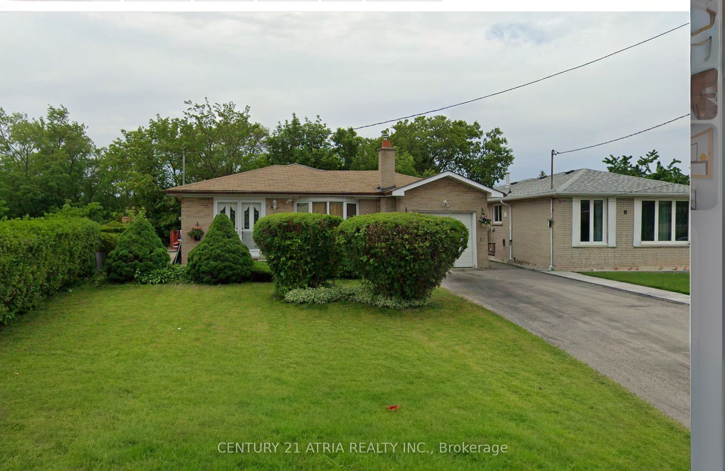 3 Lamberton Boulevard, Toronto, ON M3J 1G3