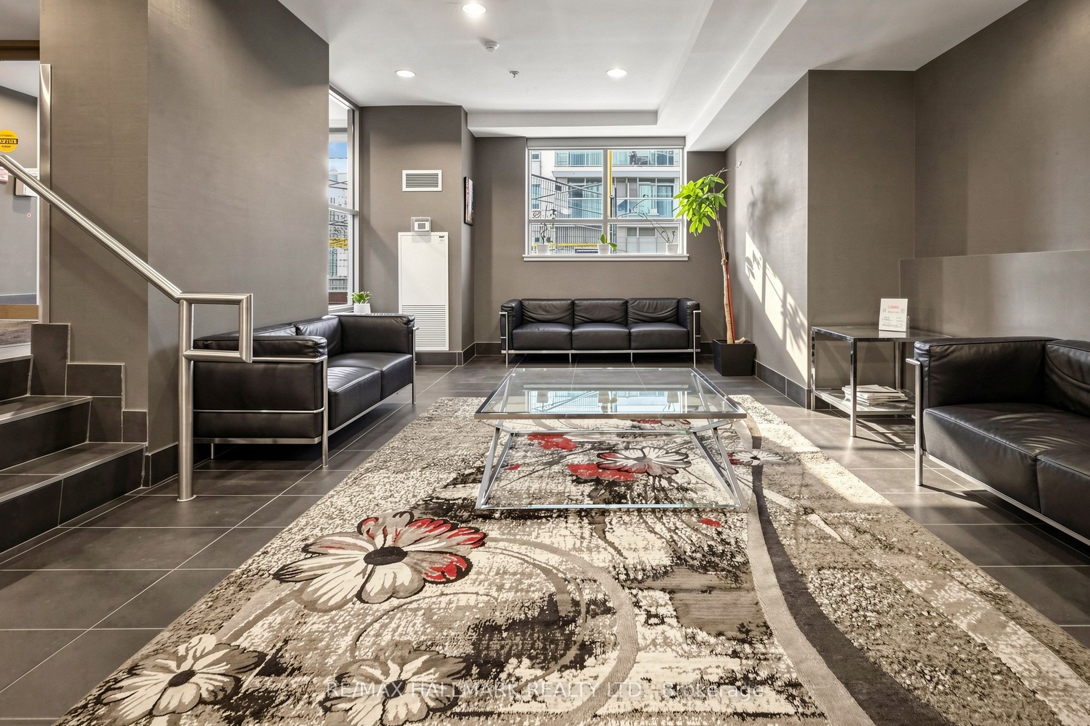 812 Lansdowne Avenue 1119, Toronto, ON M6H 4K5 photo 4