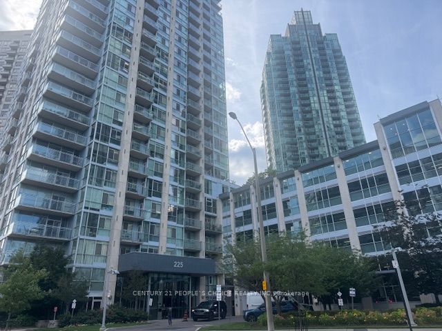 225 Webb Drive 603, Mississauga, ON L5B 4P2 photo 2