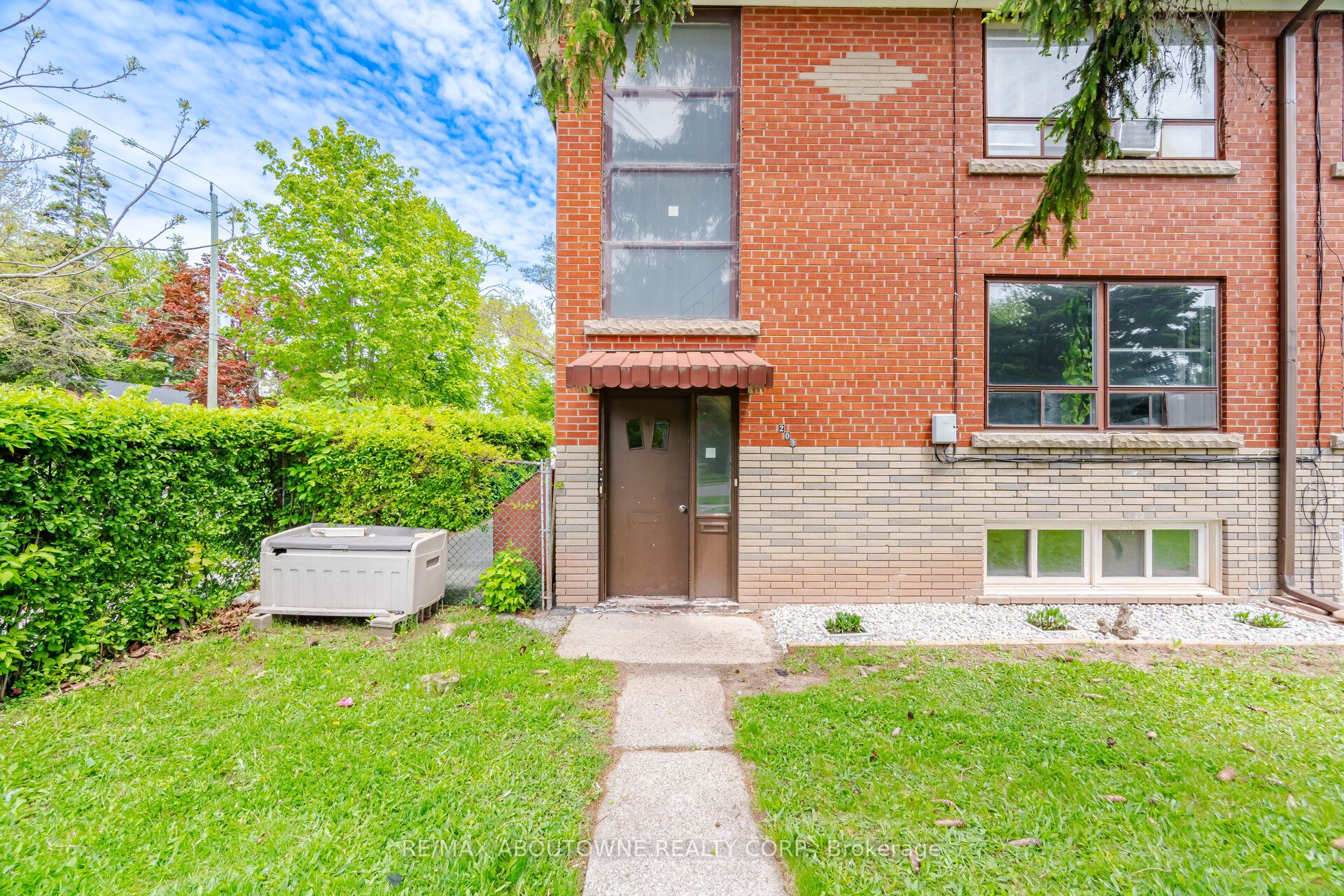 203 Nelson Street 3, Oakville, ON L6L 3J4 photo 4