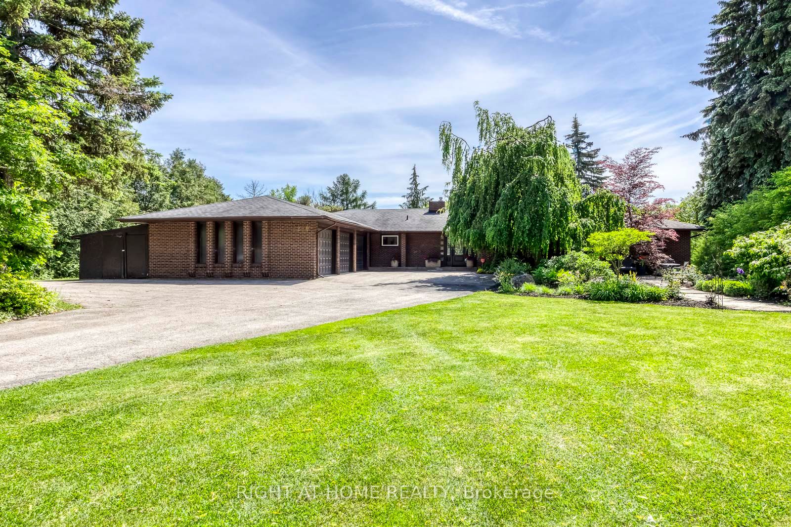 5290 Creditview Road, Mississauga, ON L5M 5N5