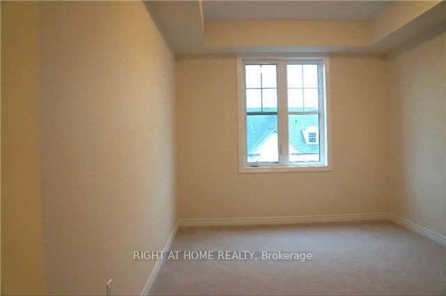 263 Georgian Drive 302, Oakville, ON L6H 6V1 photo 4