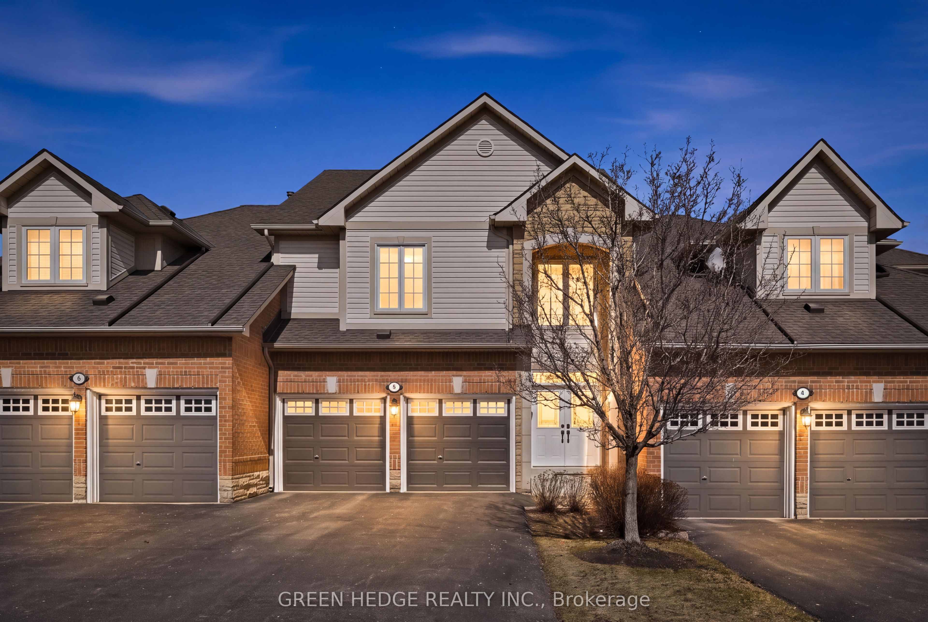 4360 Millcroft Park Drive 5, Burlington, ON L7M 4T7