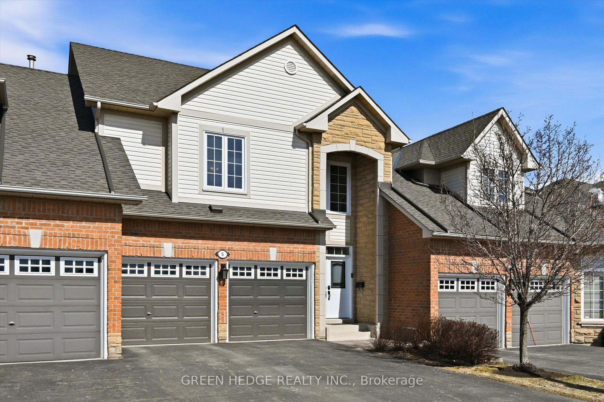 4360 Millcroft Park Drive 5, Burlington, ON L7M 4T7 photo 2