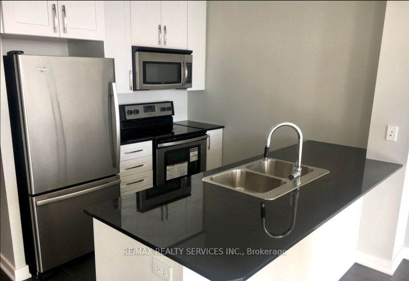4065 Brickstone Mews 2805, Mississauga, ON L5B 0G3 photo 3
