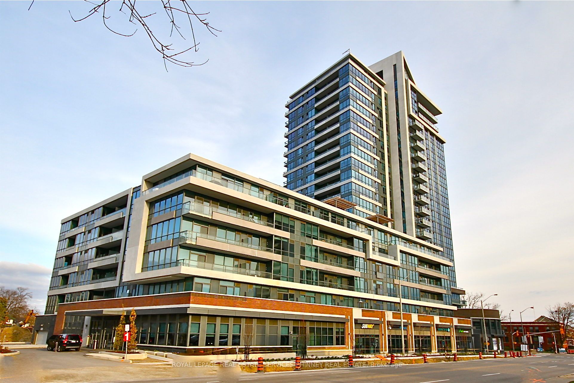 1 Hurontario Street 514, Mississauga, ON L5G 3G8 photo 2