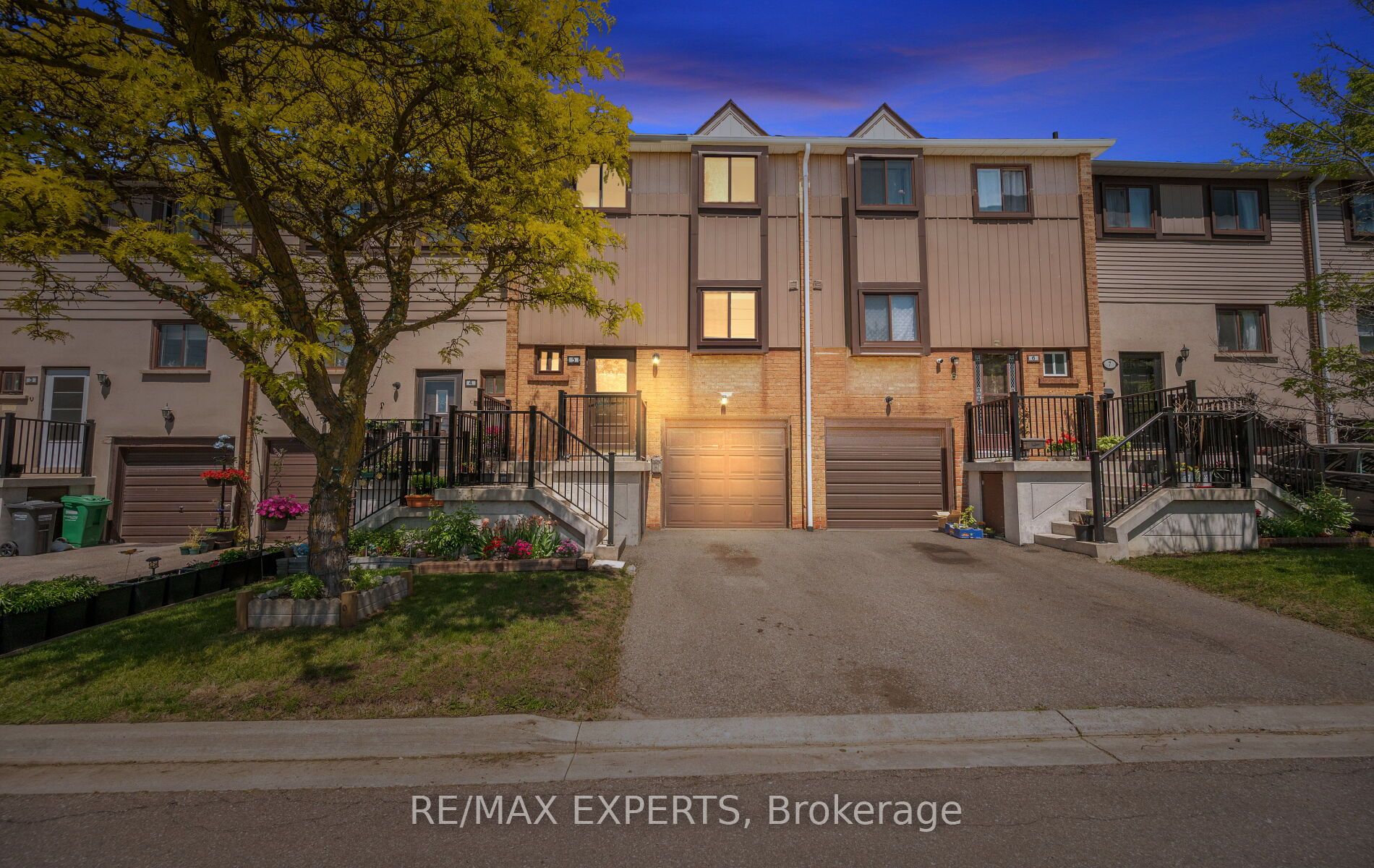 5 Moregate Crescent, Brampton, ON L6S 3K9 photo 3