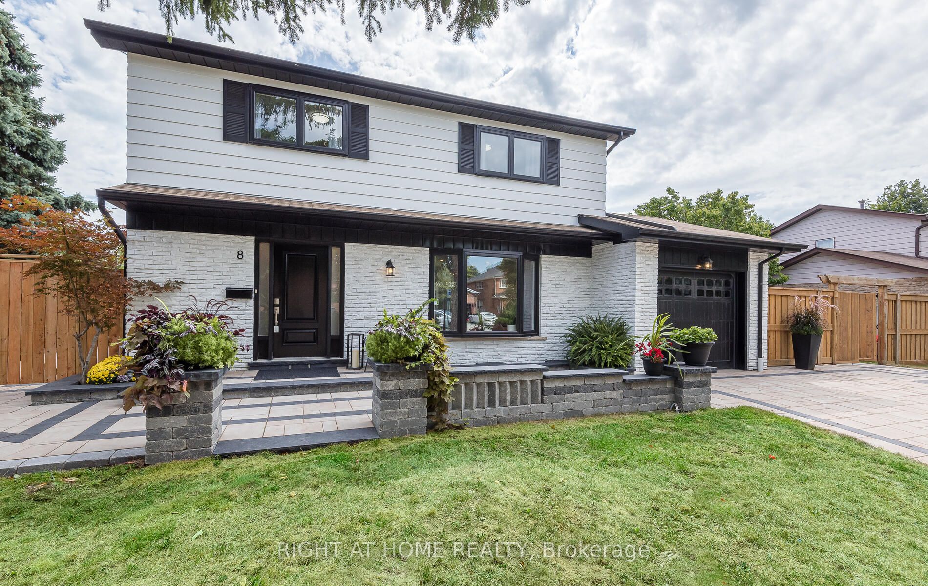 8 Culham Street, Oakville, ON L6H 1G4 photo 4