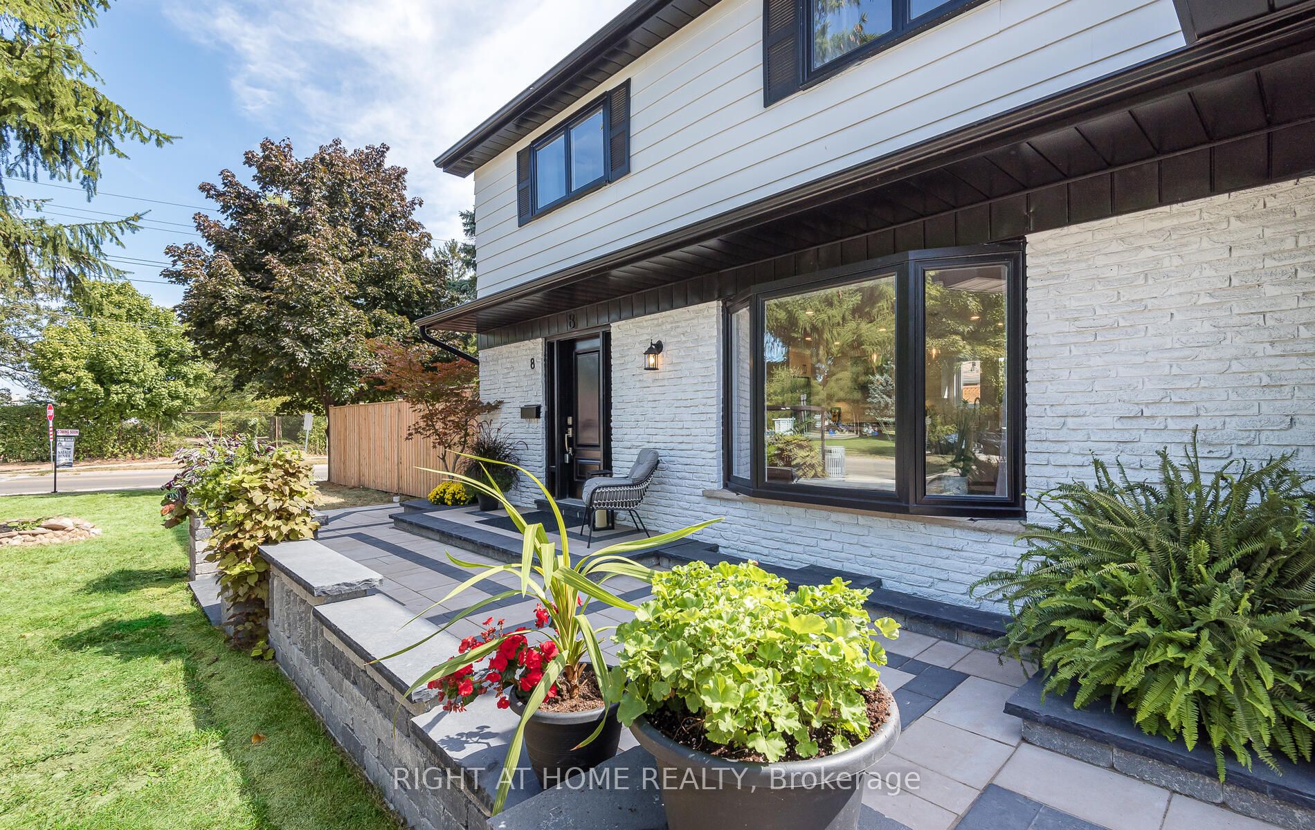 8 Culham Street, Oakville, ON L6H 1G4 photo 5