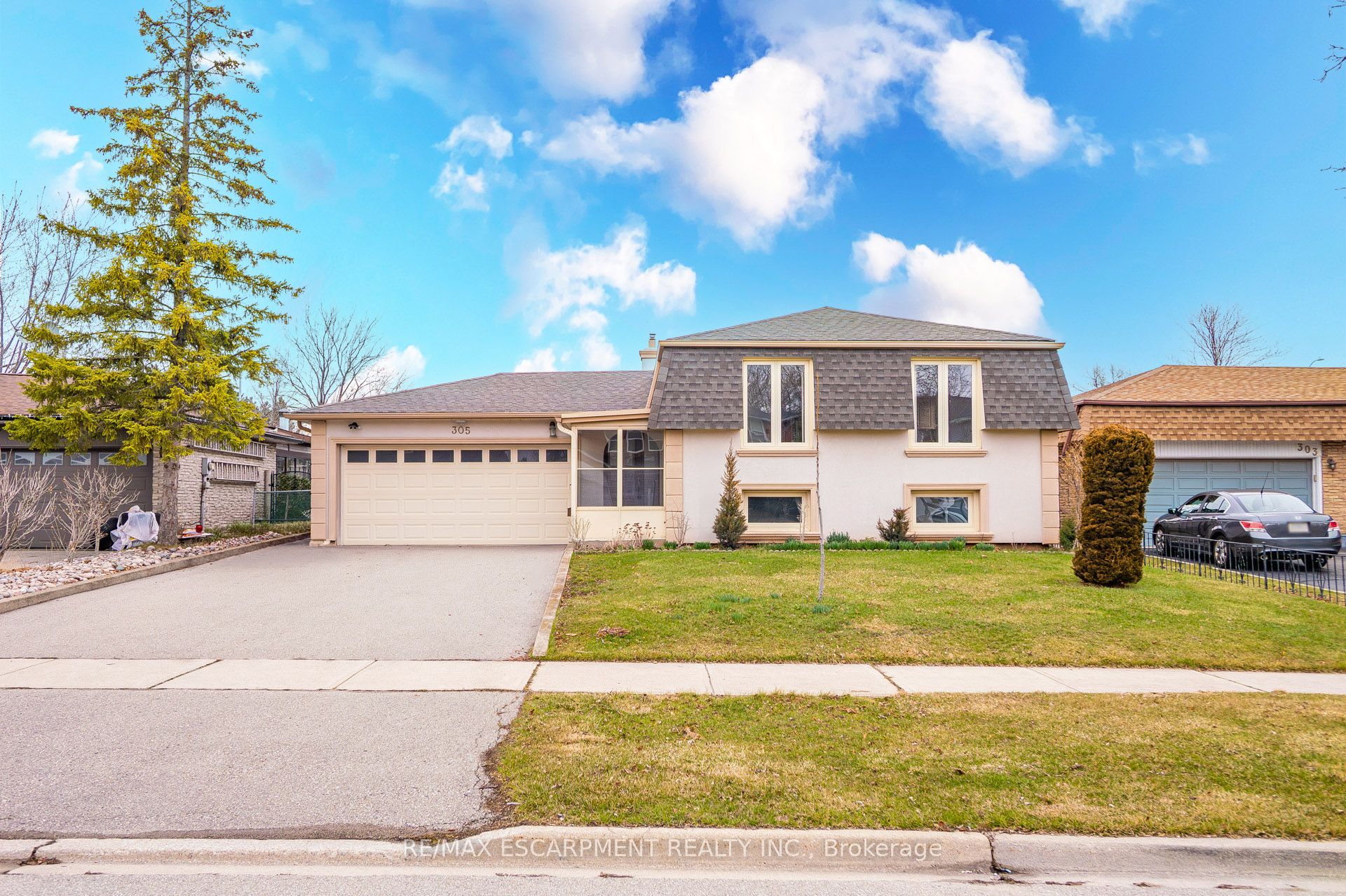 305 Pinegrove Road, Oakville, ON L6K 3P8 photo 2