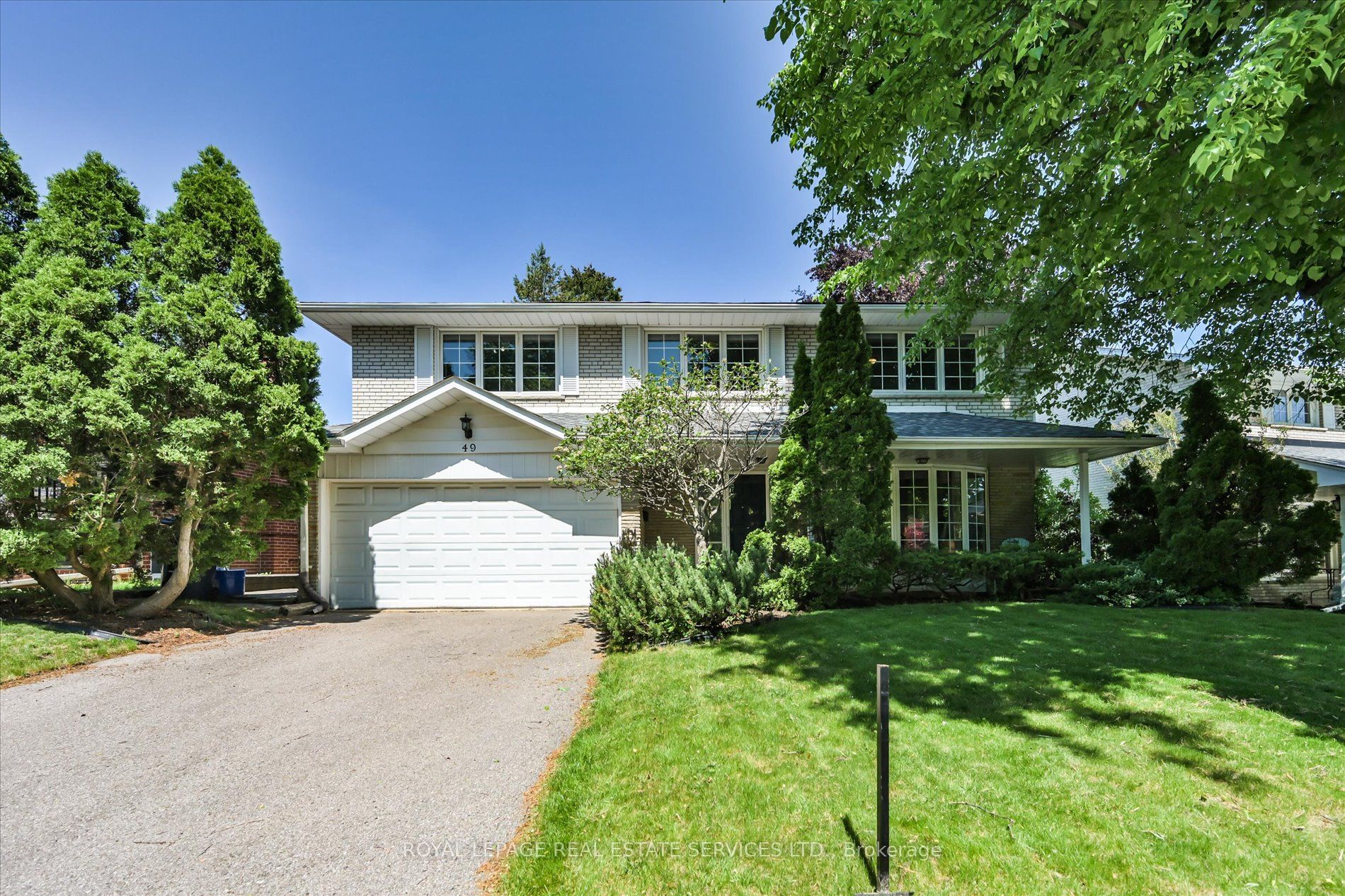 49 Pettit Drive, Toronto, ON M9R 2W6 photo 2