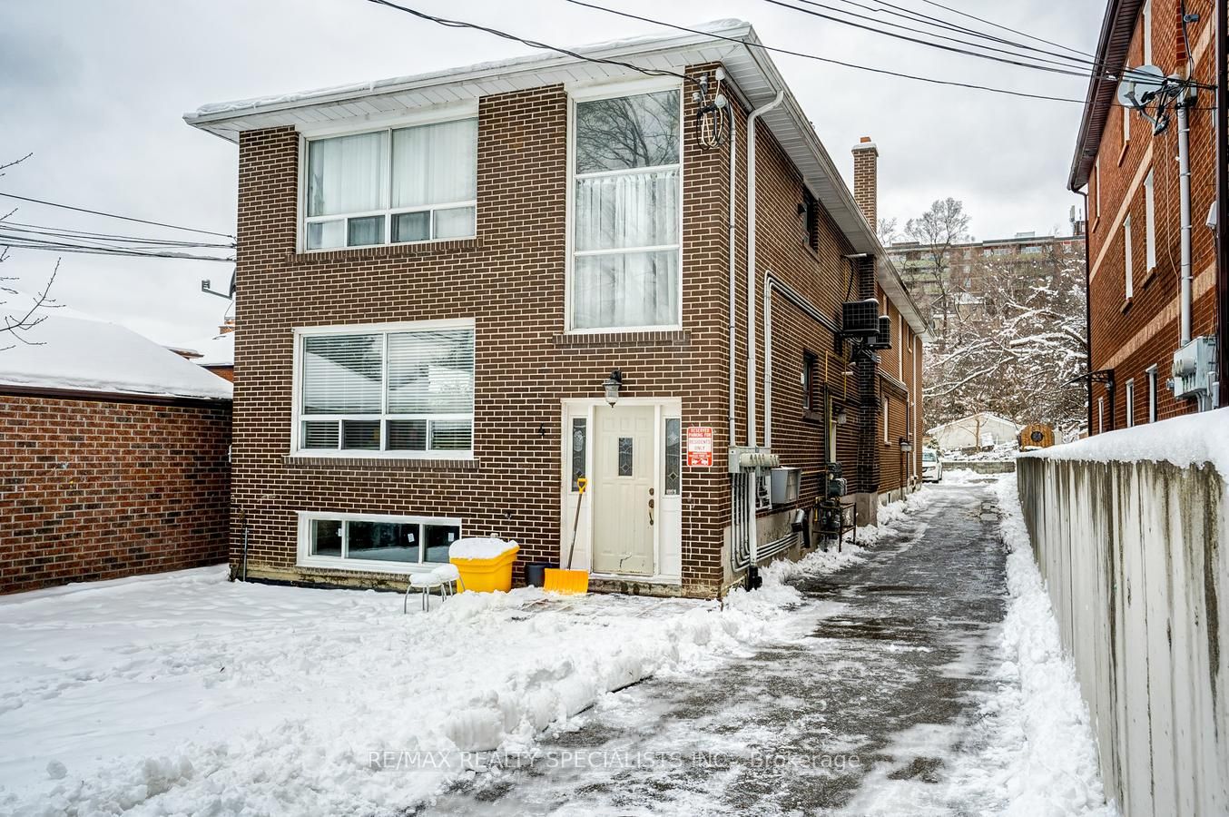 4 Garrow Avenue 1, Toronto, ON M6N 2C5