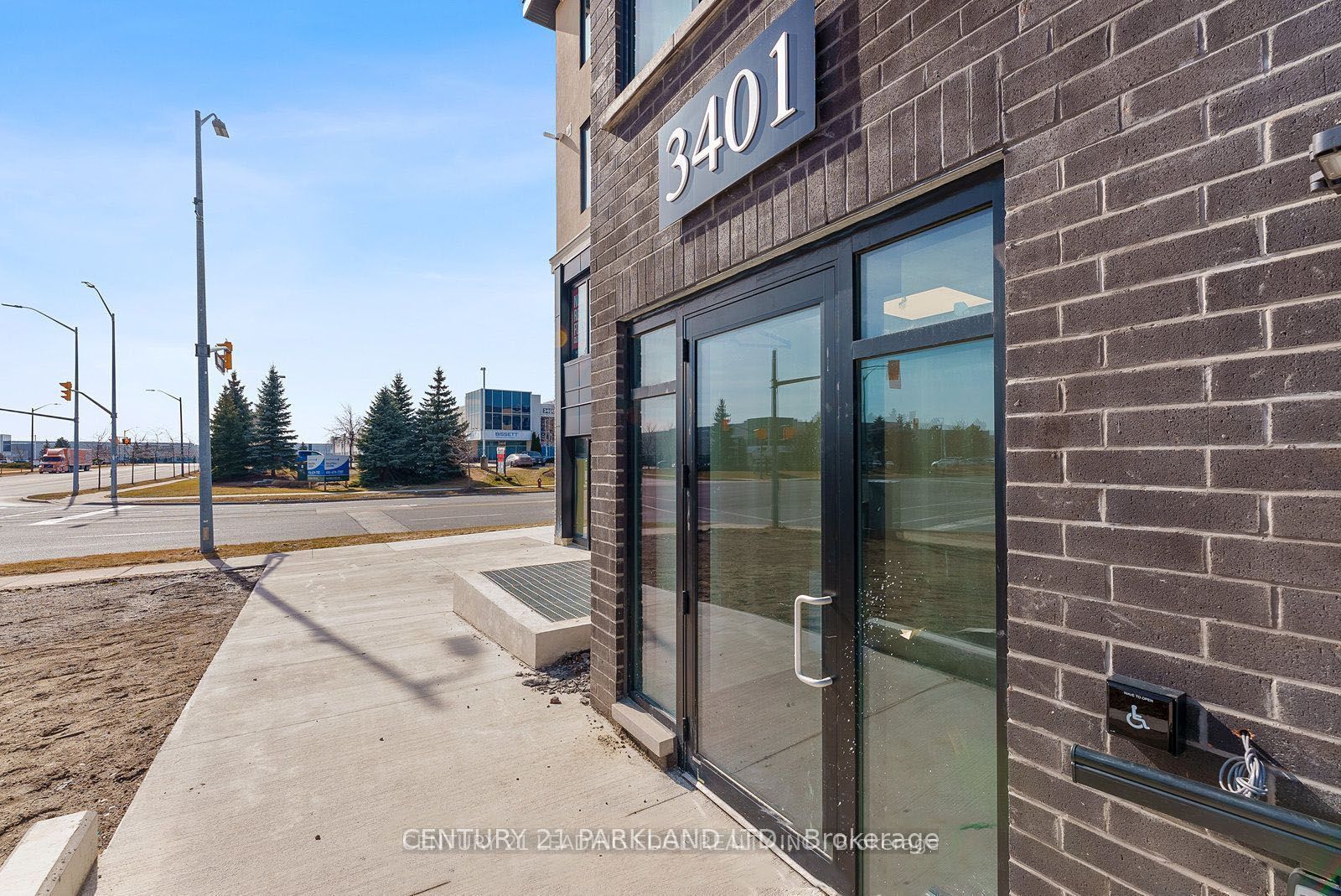 3401 Ridgeway Drive 416, Mississauga, ON L5L 5T3 photo 2