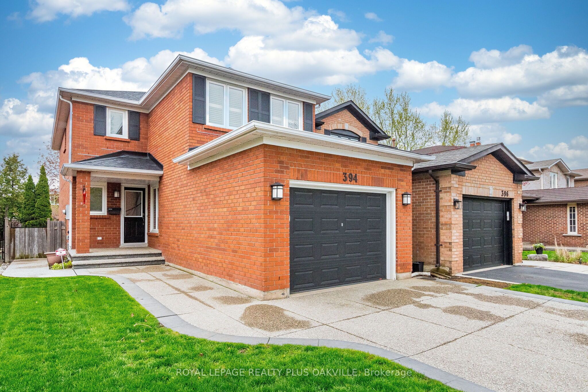 394 Maidstone Crescent, Oakville, ON L6M 1A1 photo 2