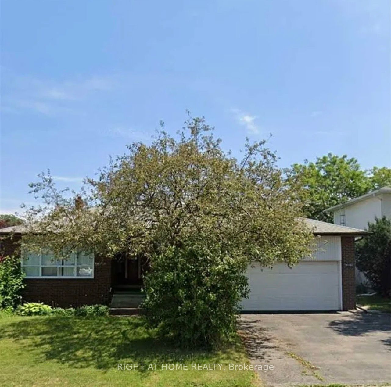 1010 Bloor Street, Mississauga, ON L4Y 2N2 photo 4