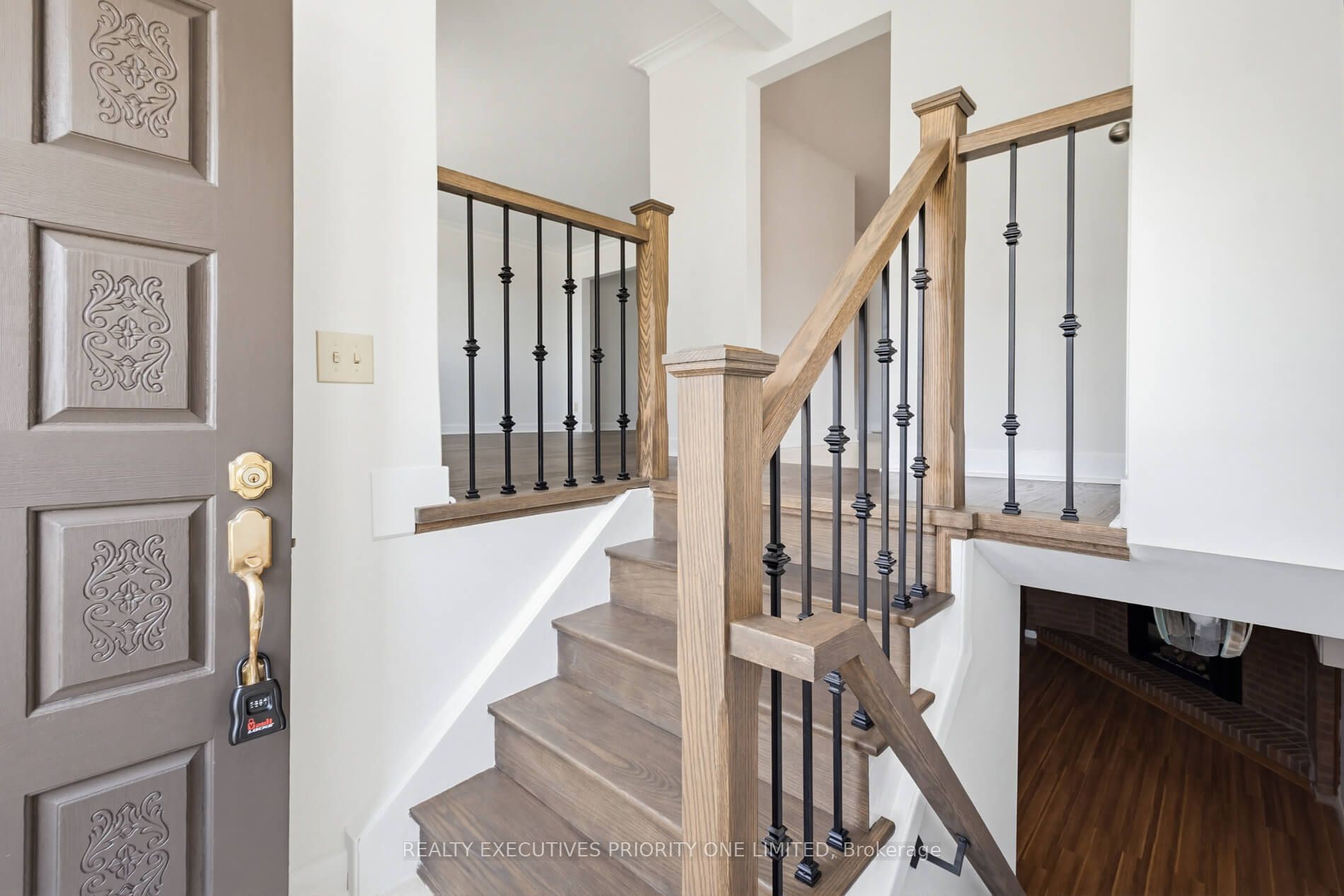 55 Picaro Drive, Toronto, ON M3N 2B6 photo 4