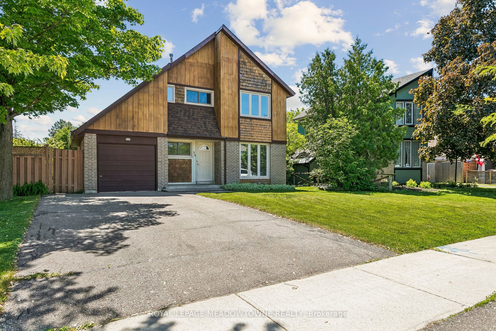 34 Plainsman Road, Mississauga, ON L5N 1C7 photo 3