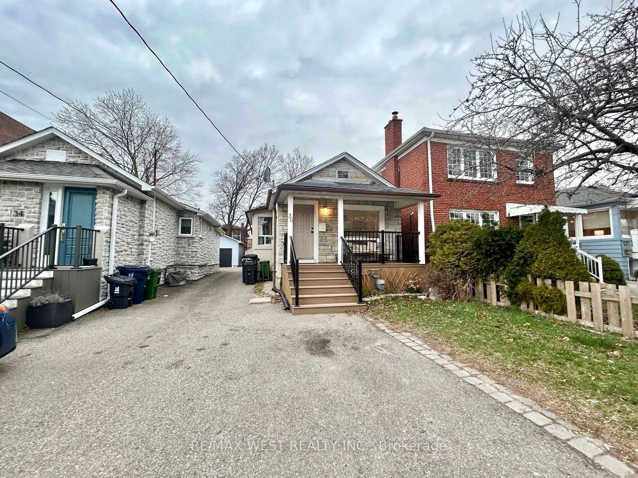 36 Fourteenth Street, Toronto, ON M8V 3H9 photo 2