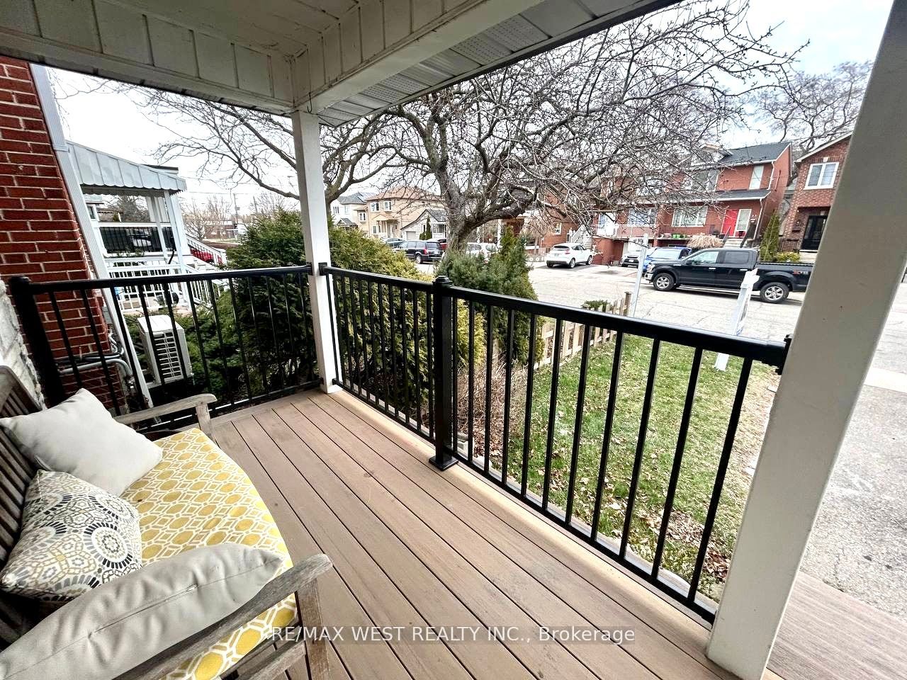 36 Fourteenth Street, Toronto, ON M8V 3H9 photo 4