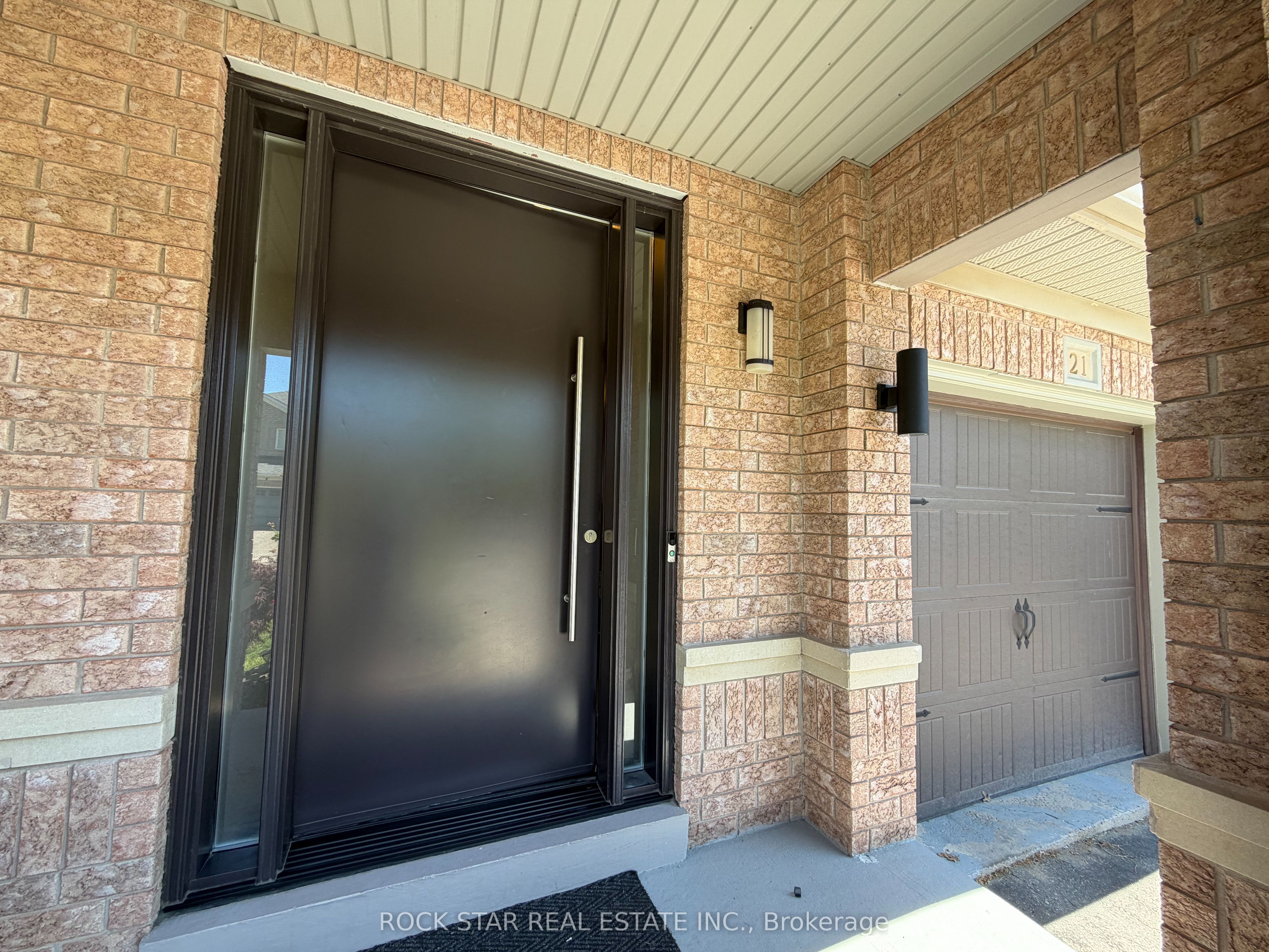 21 Trudelle Crescent, Brampton, ON L7A 2Z1 photo 3