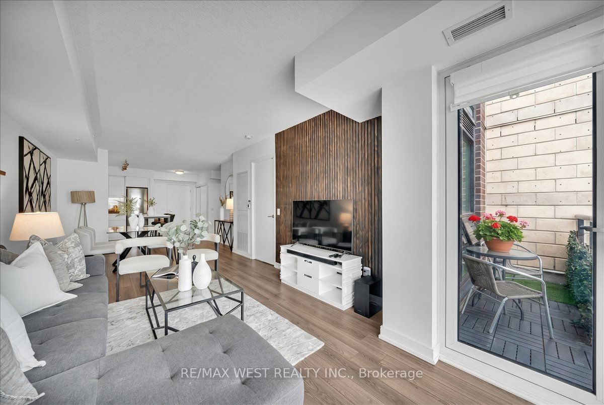 20 Thomas Riley Road 306, Toronto, ON M9B 0C3 photo 2