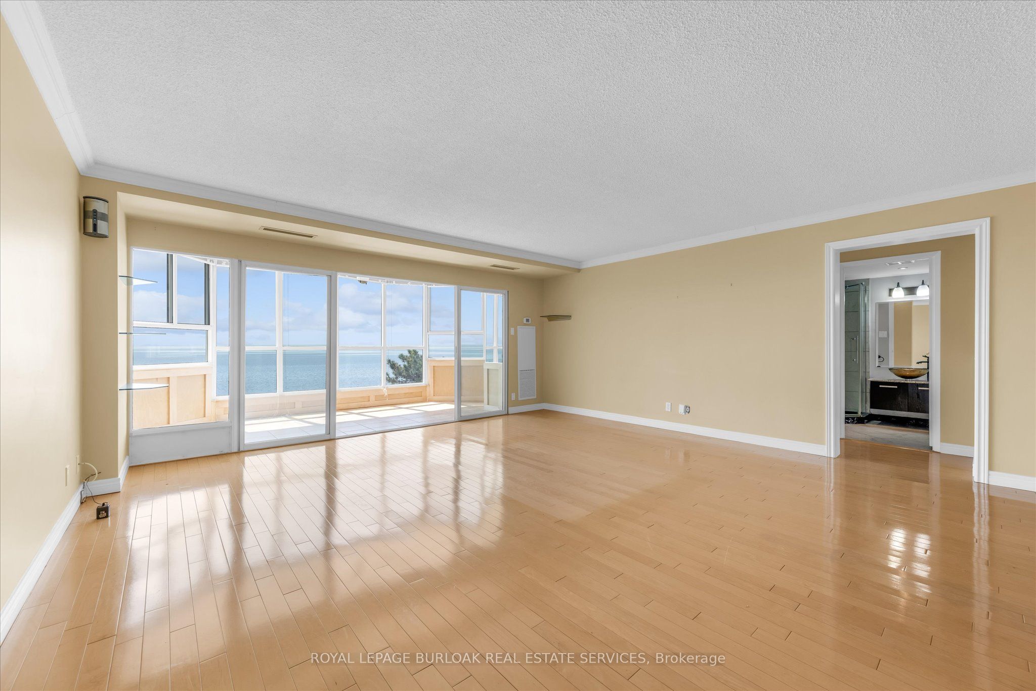 5280 Lakeshore Road 510, Burlington, ON L7L 5R1 photo 4