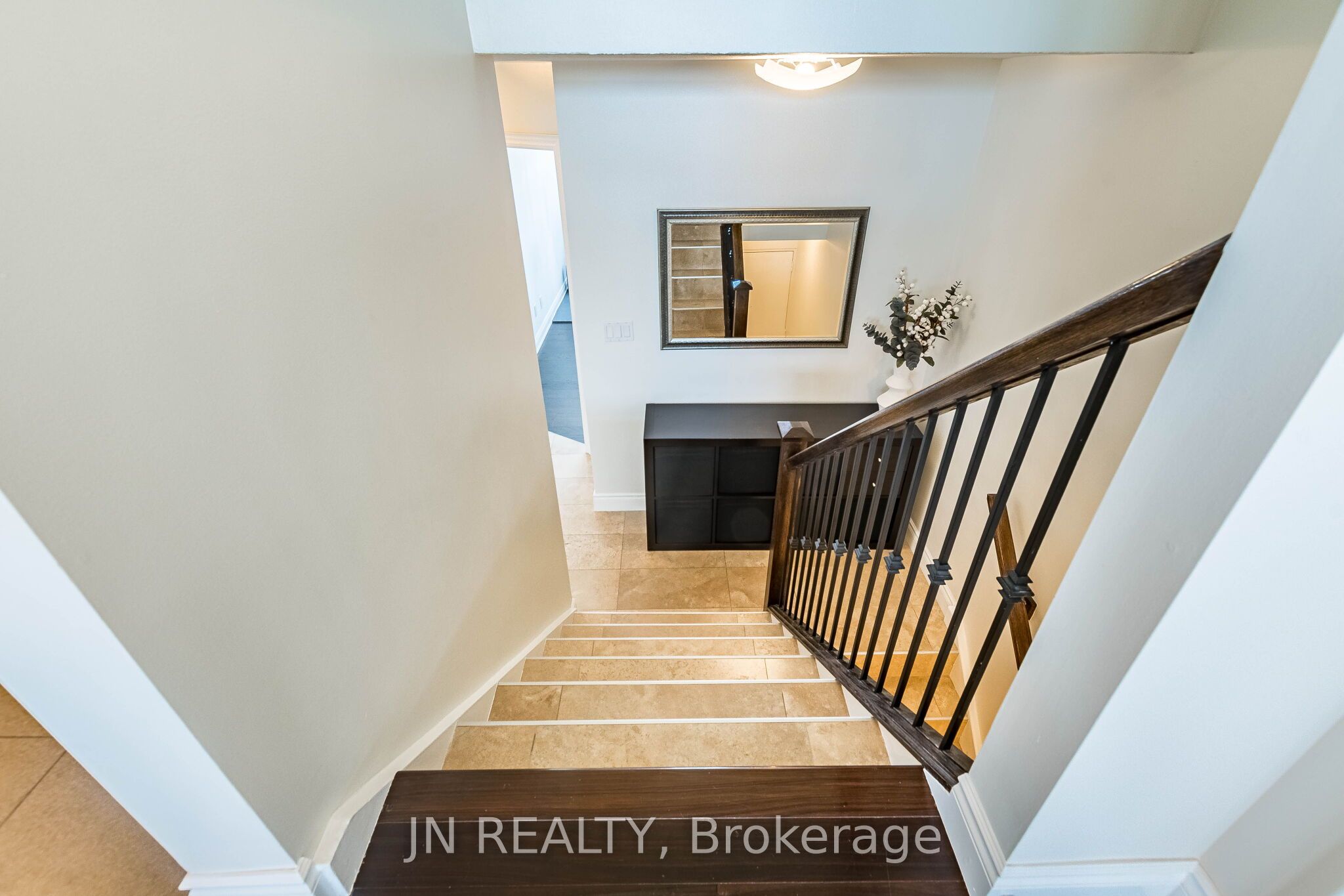 188 Mill Street S 409, Brampton, ON L6Y 1T8 photo 3