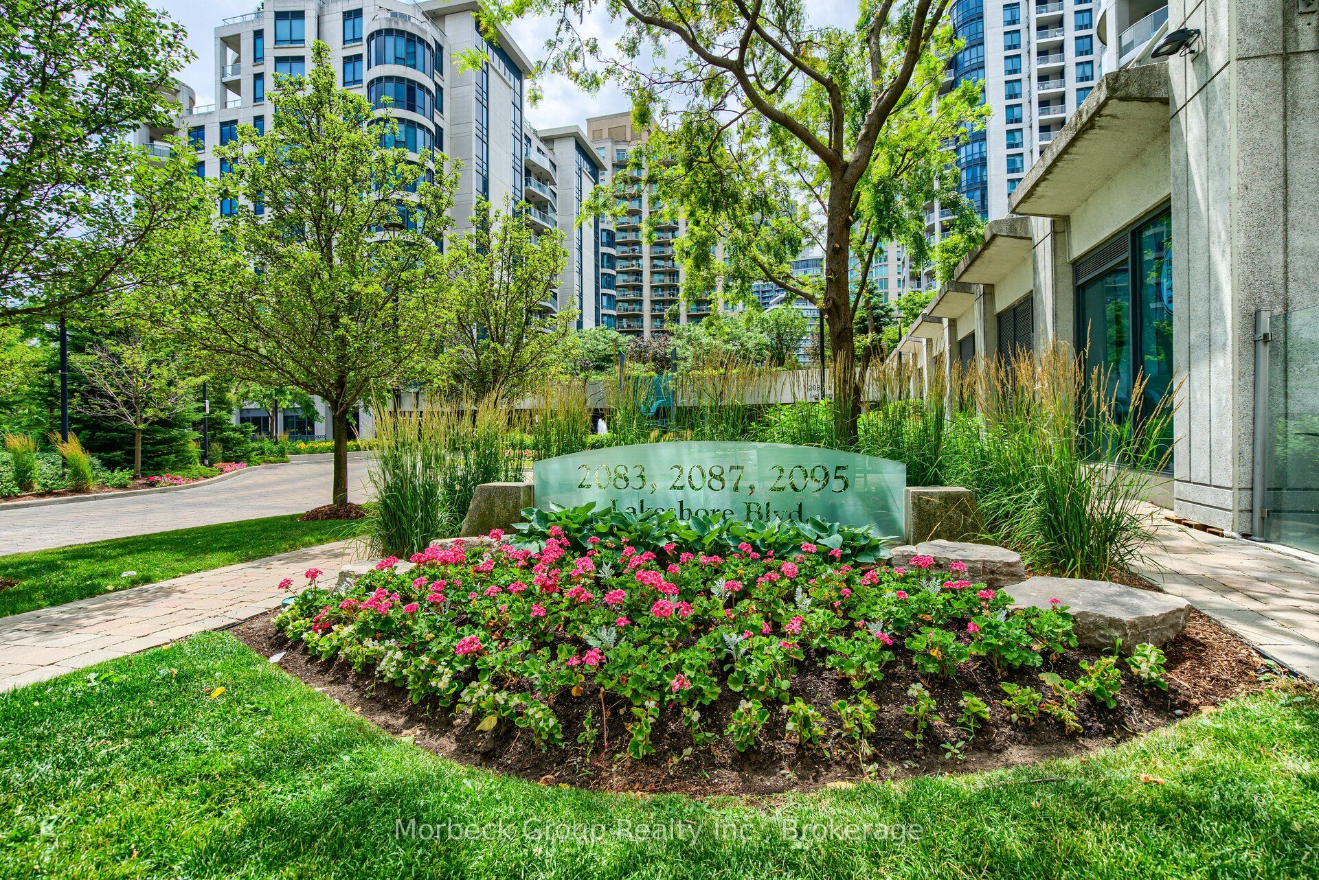 2083 Lake Shore Boulevard W 1413, Toronto, ON M8V 4G2