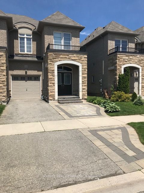 2449 Grand Oak Trail, Oakville, ON L6M 0J3