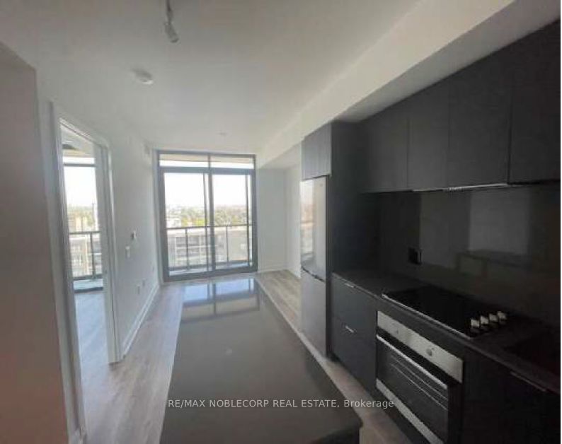 86 Dundas Street E 1313, Mississauga, ON L5A 0B1 photo 2
