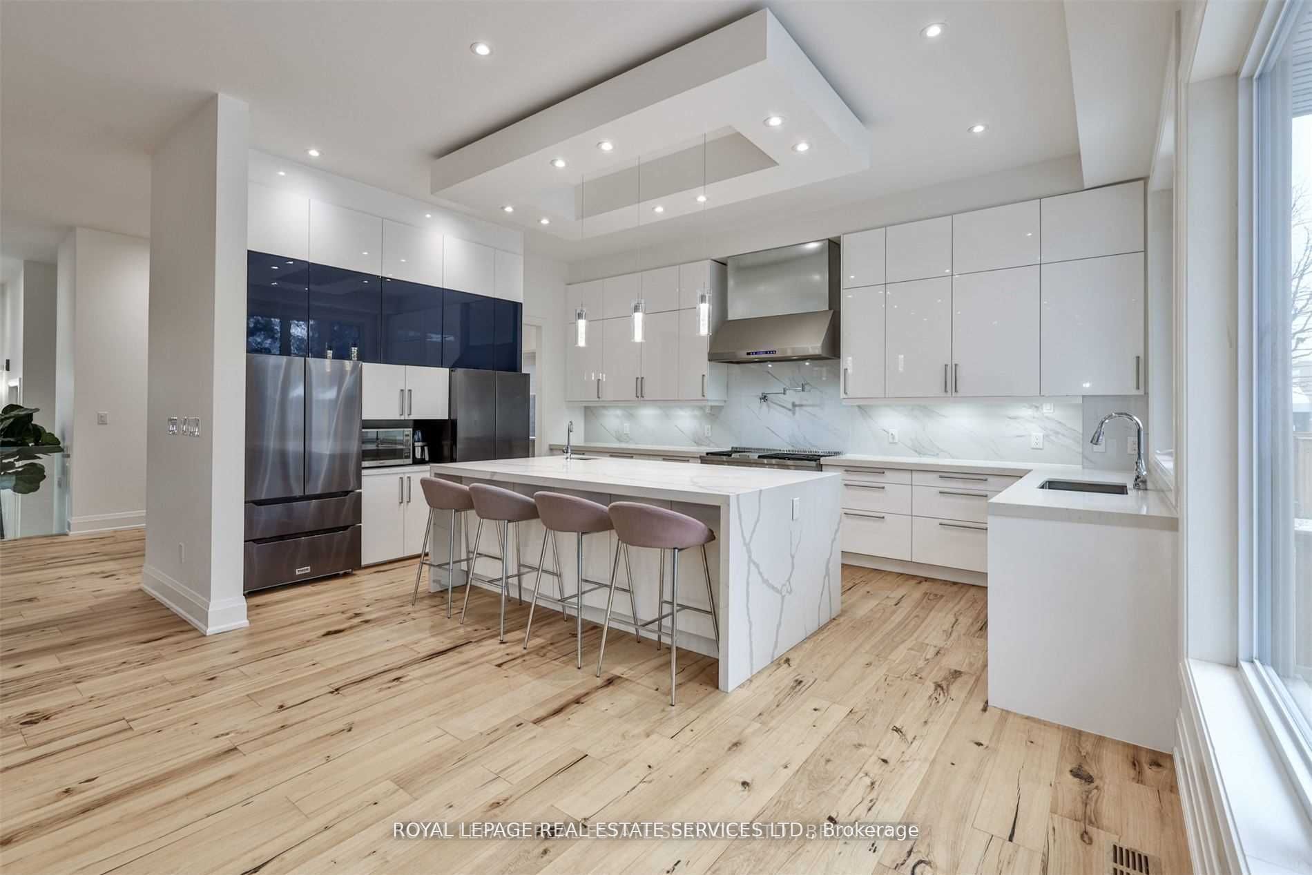 61 Dane Avenue, Toronto, ON M6A 1G4 photo 4