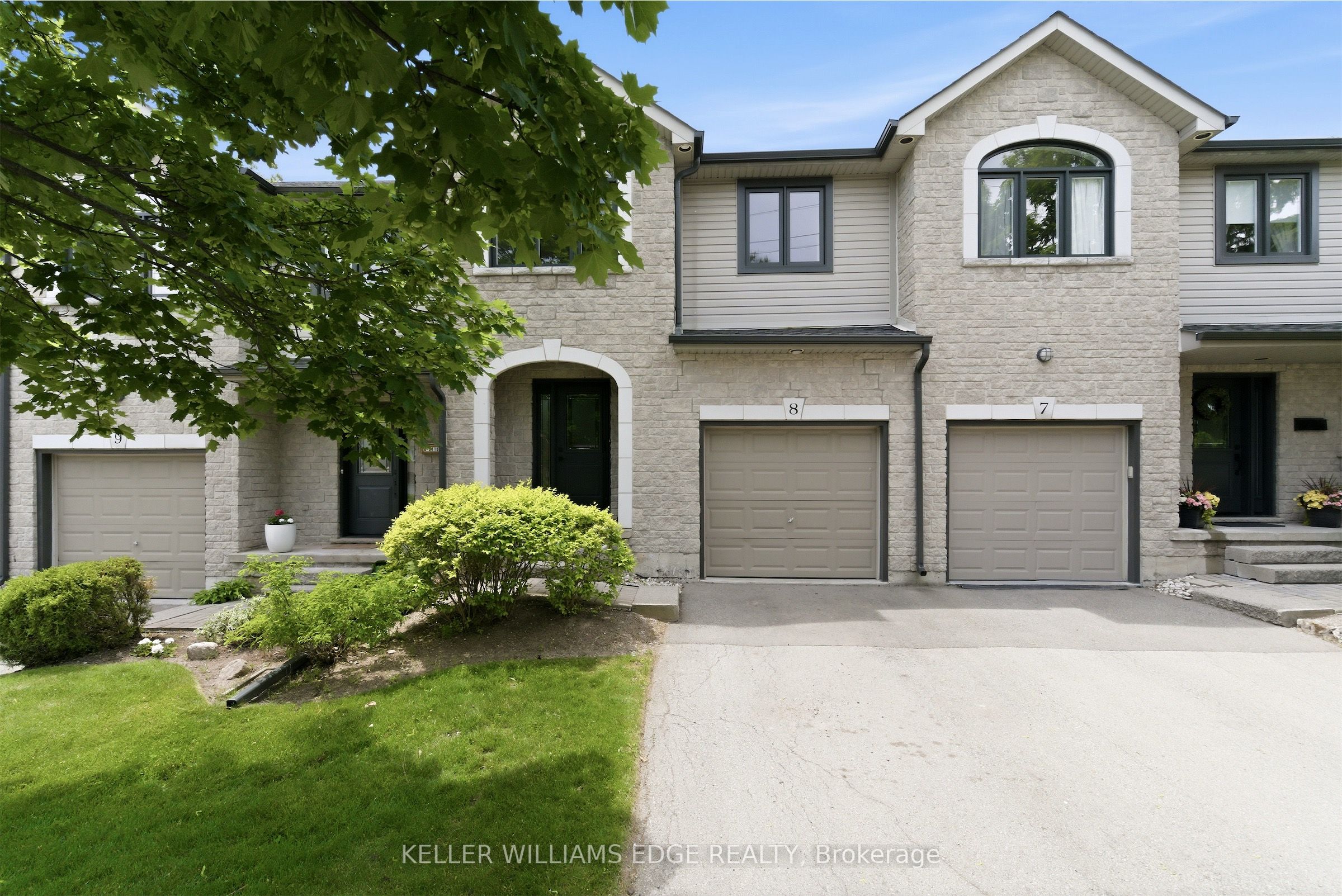 2110 Headon Road 8, Burlington, ON L7M 4S2 photo 2