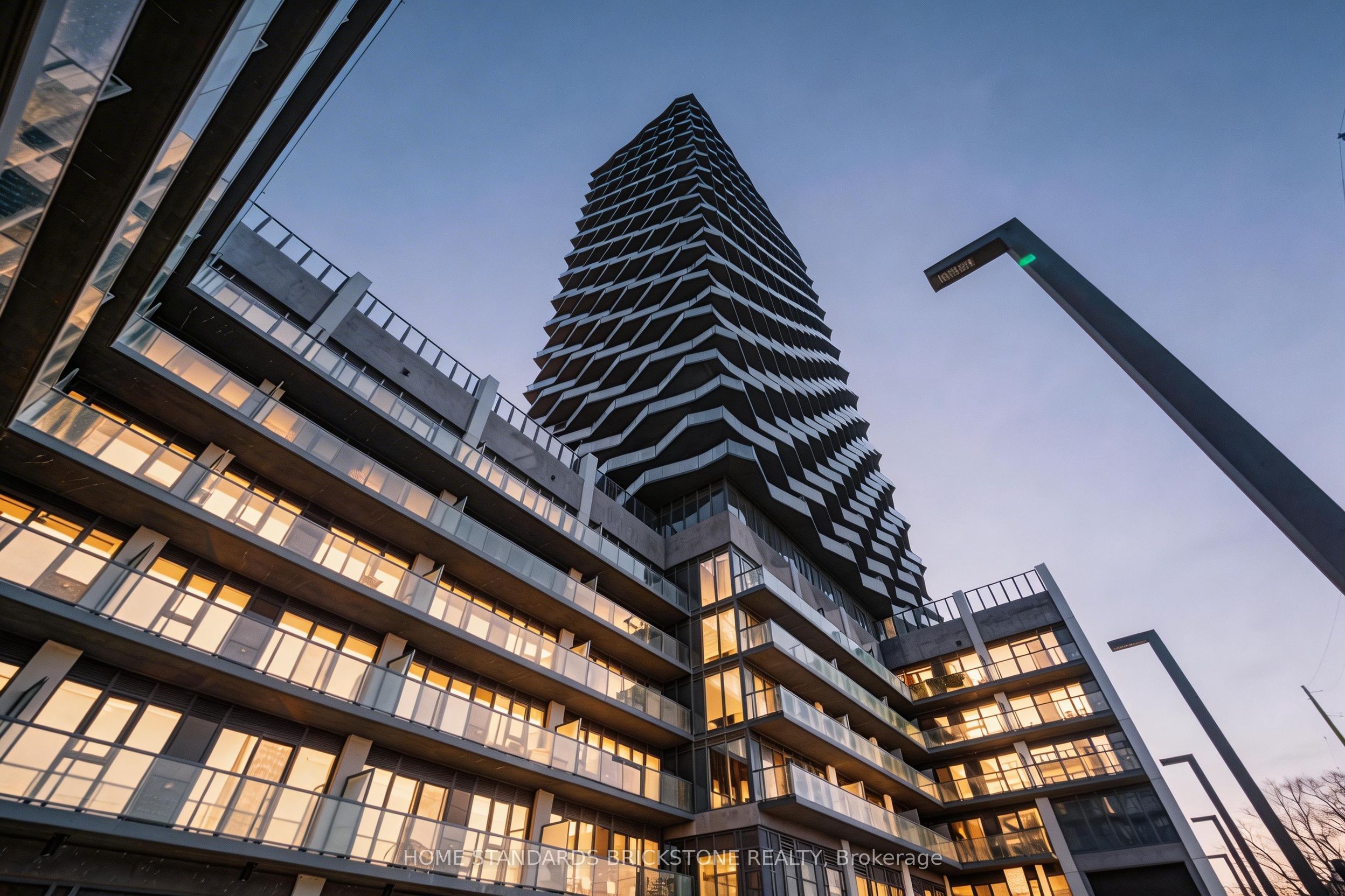36 Zorra Street 3203, Toronto, ON M8Z 0G5 photo 3