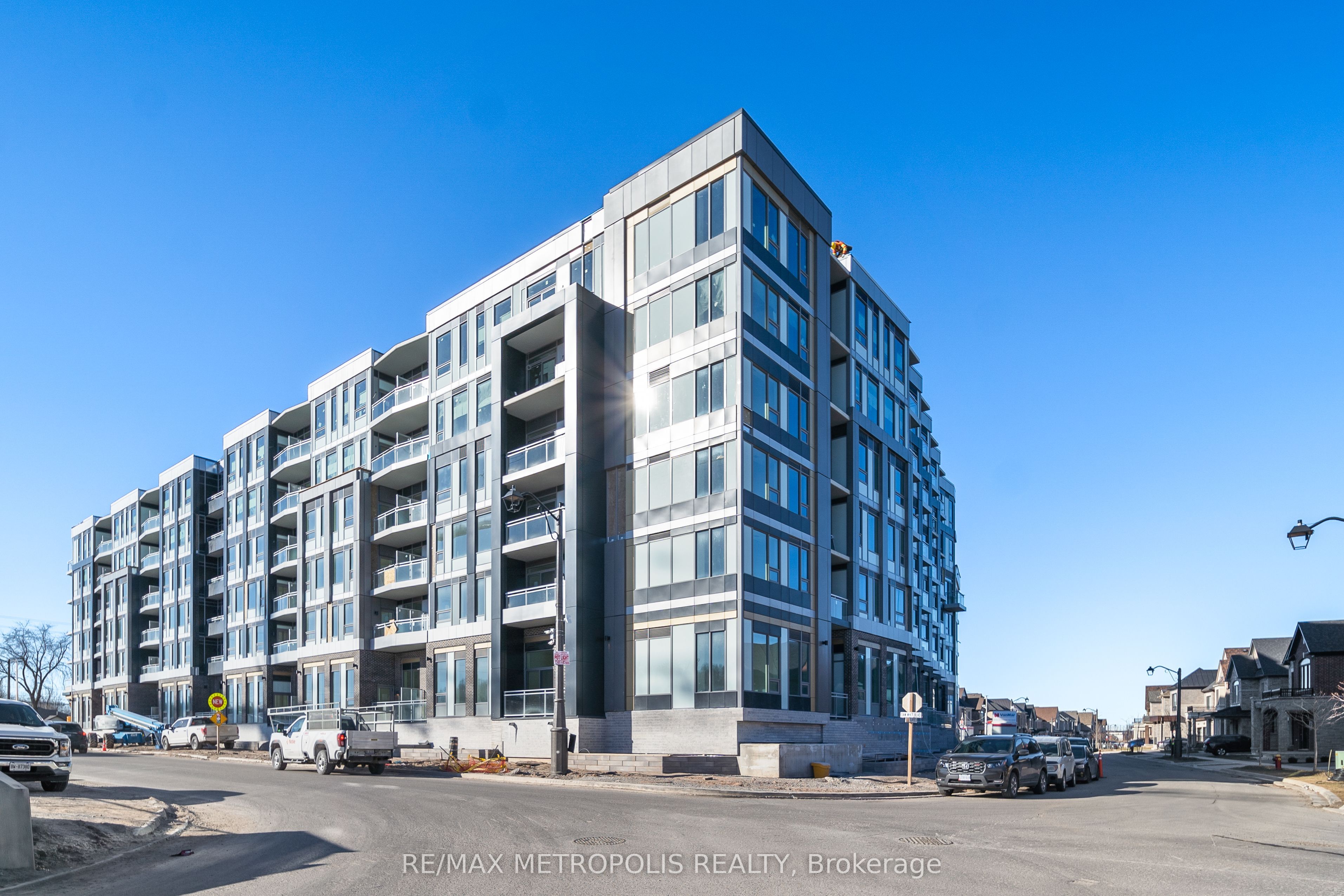 2501 Saw Whet Boulevard 103, Oakville, ON L6M 5N2