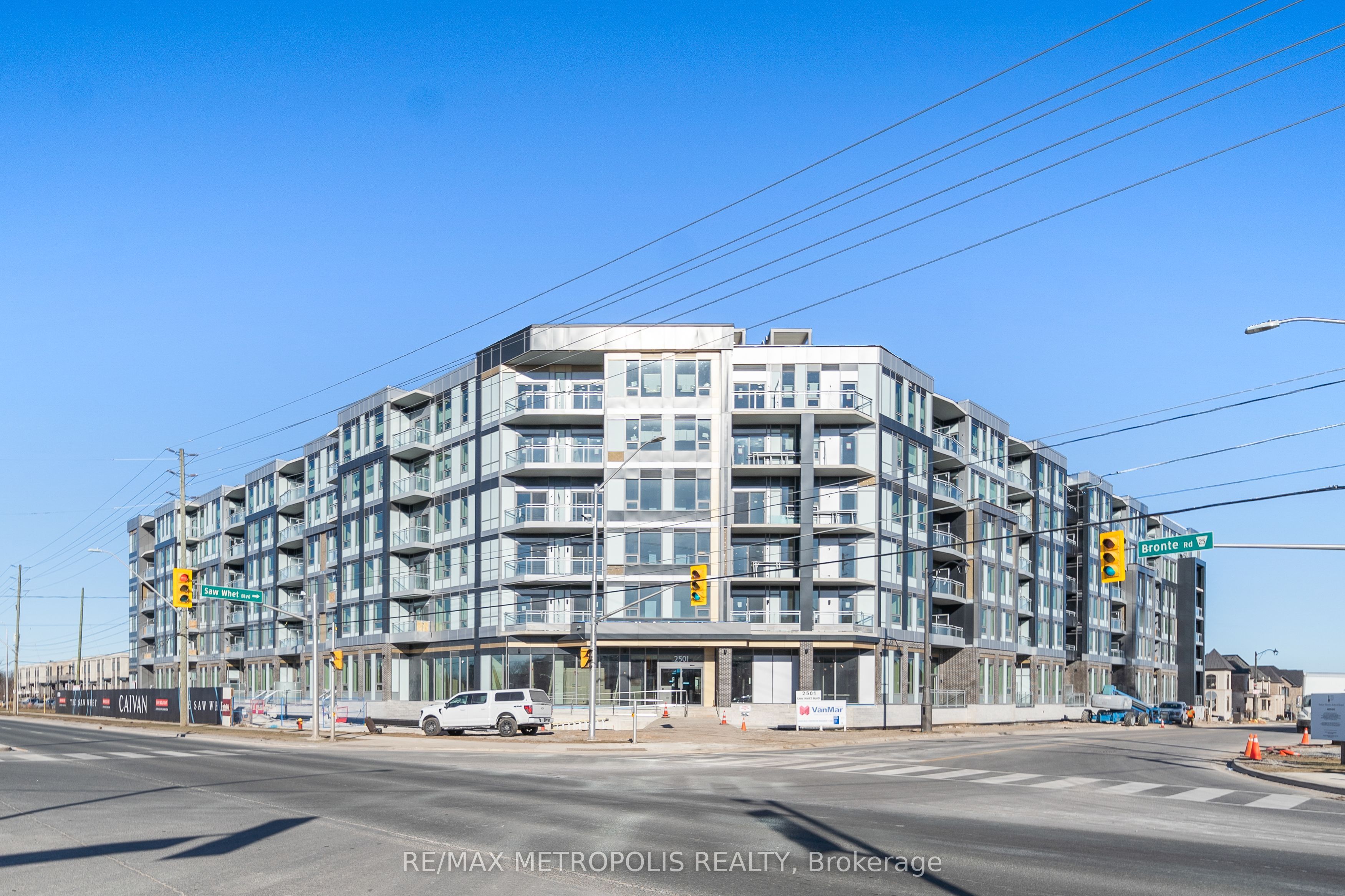 2501 Saw Whet Boulevard 103, Oakville, ON L6M 5N2 photo 3