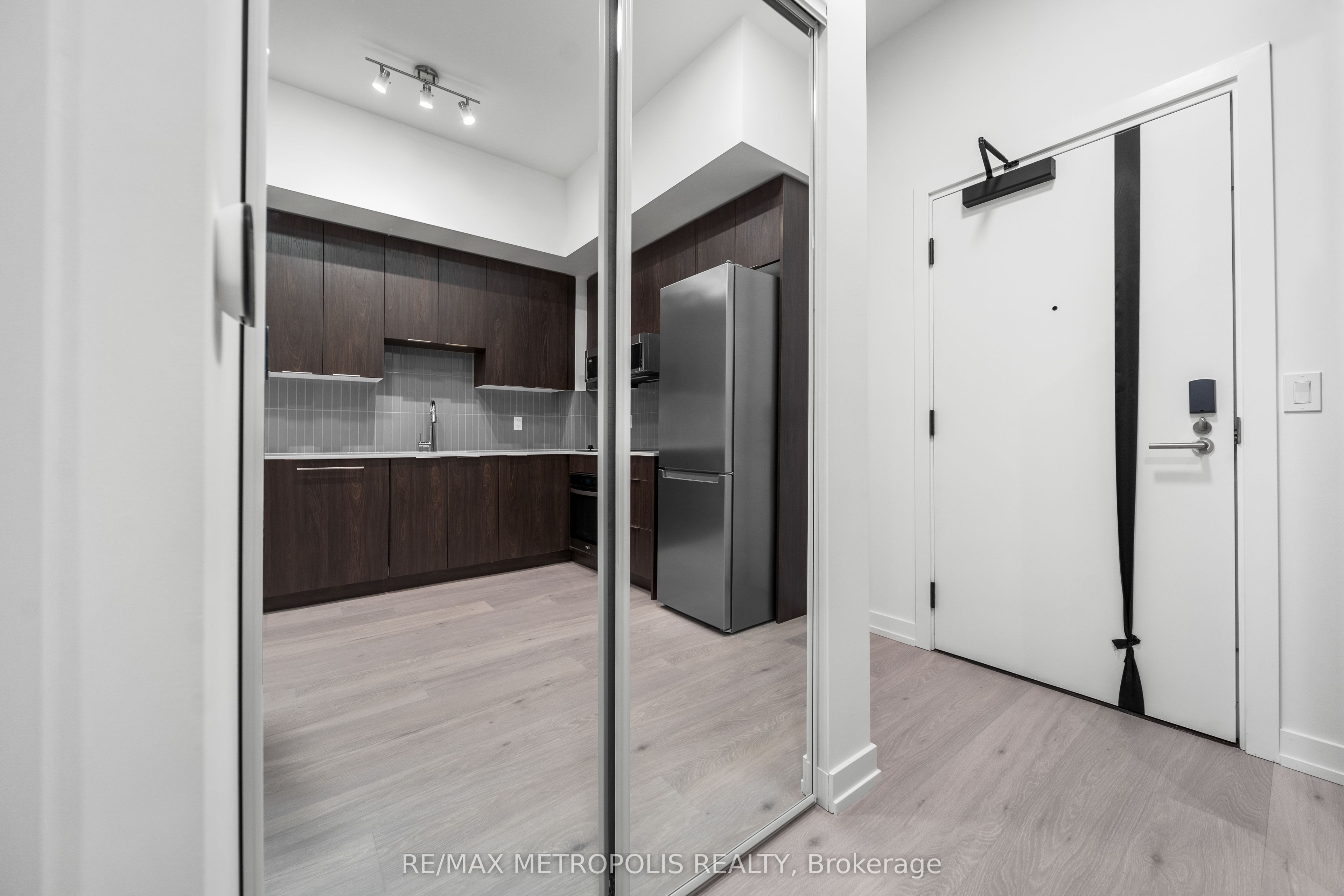 2501 Saw Whet Boulevard 103, Oakville, ON L6M 5N2 photo 5