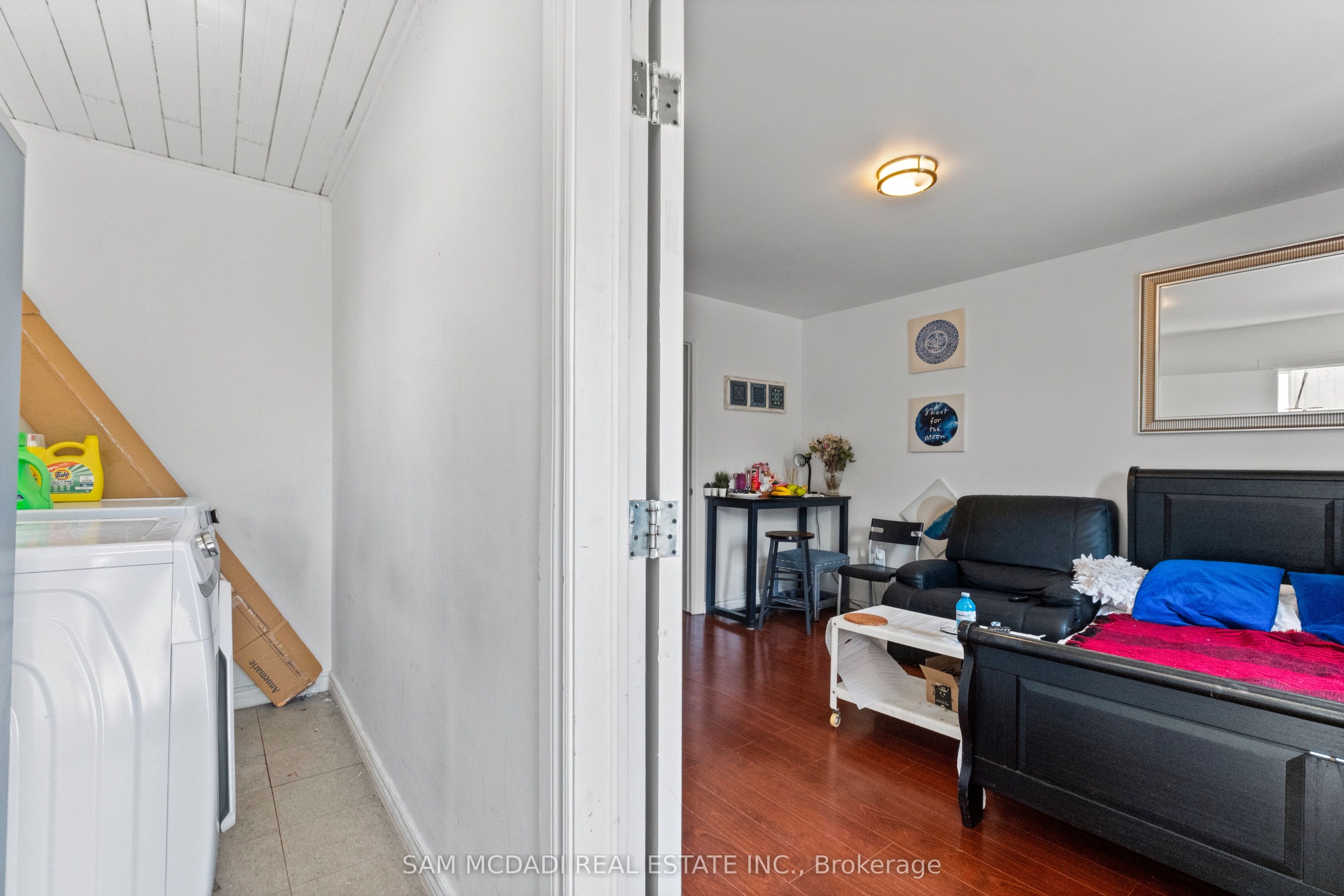 19 Toffee Court, Toronto, ON M8V 3B9 photo 3