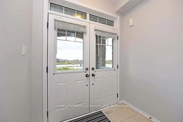 53 Baffin Crescent, Brampton, ON L7A 4L1 photo 2