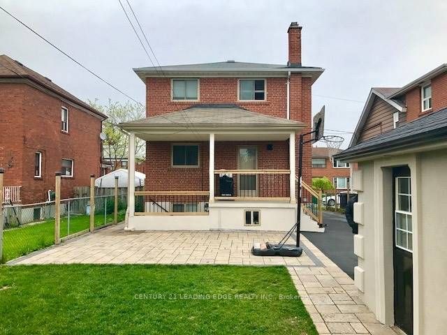 64 Gray Avenue Main Flr & 2nd Flr, Toronto, ON M6N 4S8 photo 3