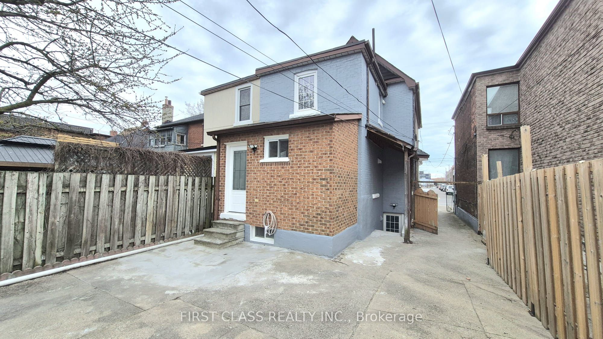 356 Wallace Avenue, Toronto, ON M6P 3P2 photo 5