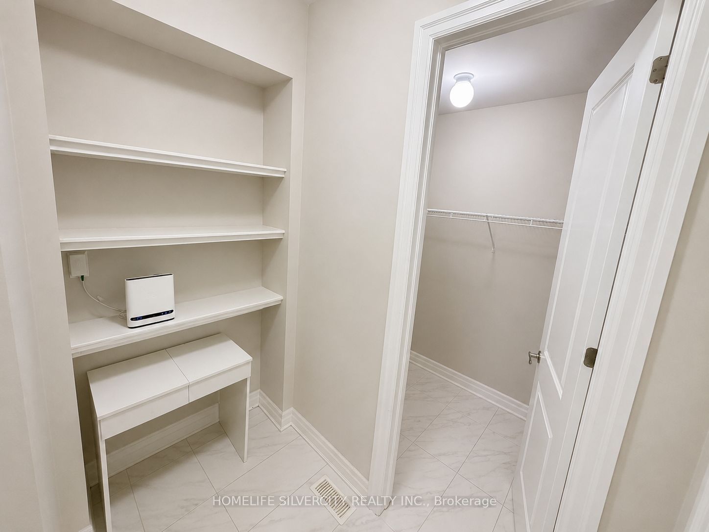 588 Queen Mary Drive, Brampton, ON L7A 5H5 photo 3