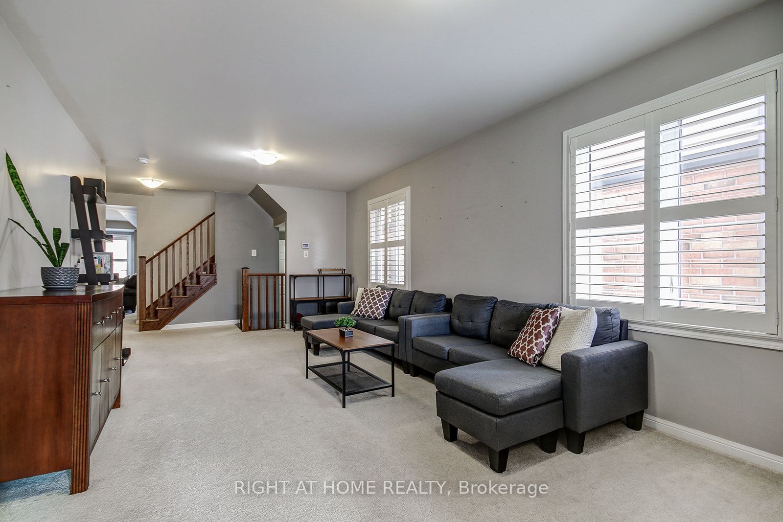 30 Killick Road, Brampton, ON L7A 0Y6 photo 4