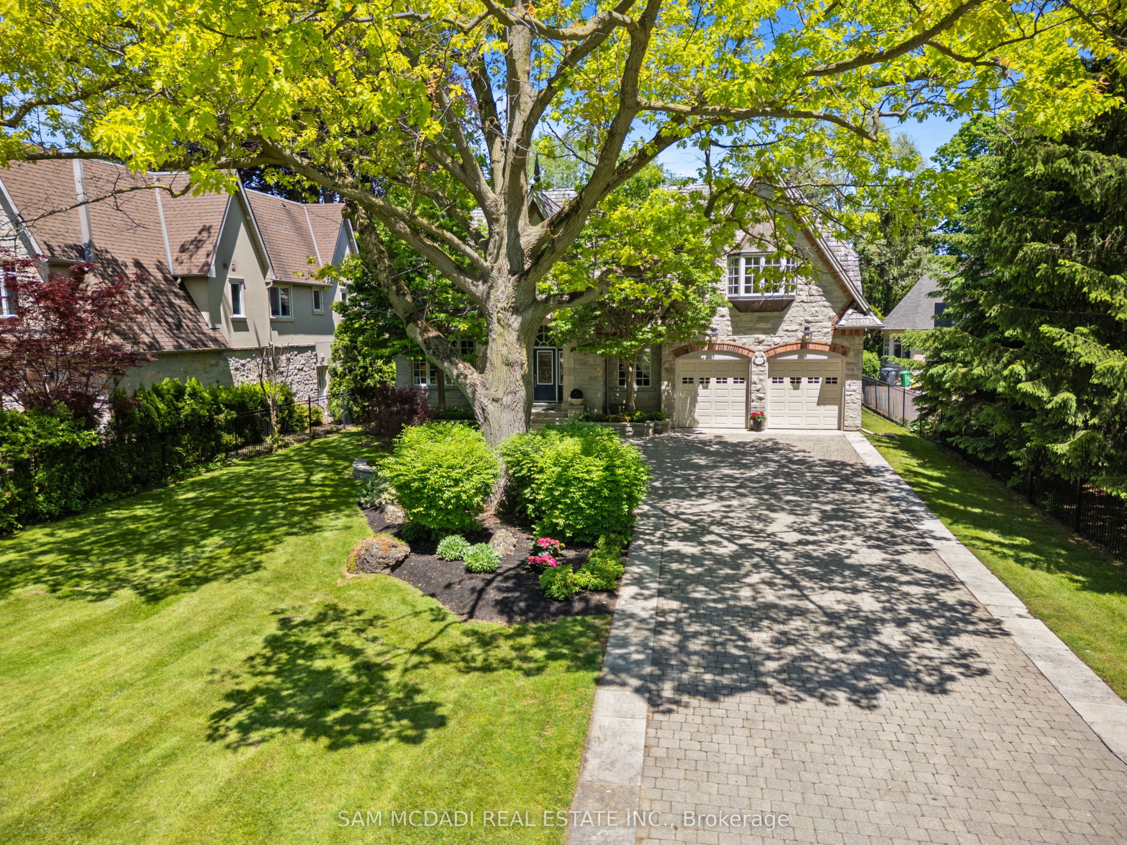 1301 Mississauga Road, Mississauga, ON L5H 2J1 photo 4