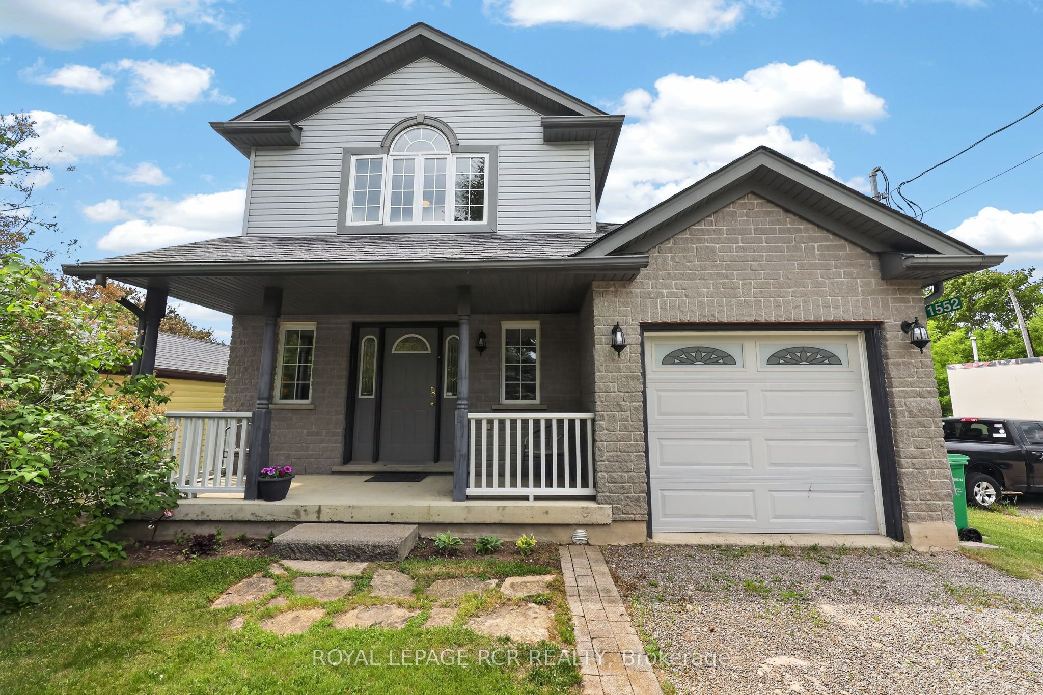 1552 Queen Street, Caledon, ON L7K 0C2 photo 2